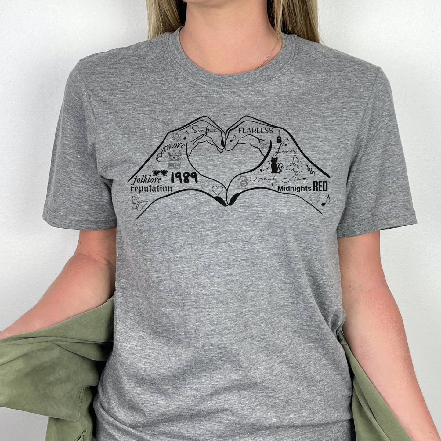 TAYLOR SWIFT HEART TEE