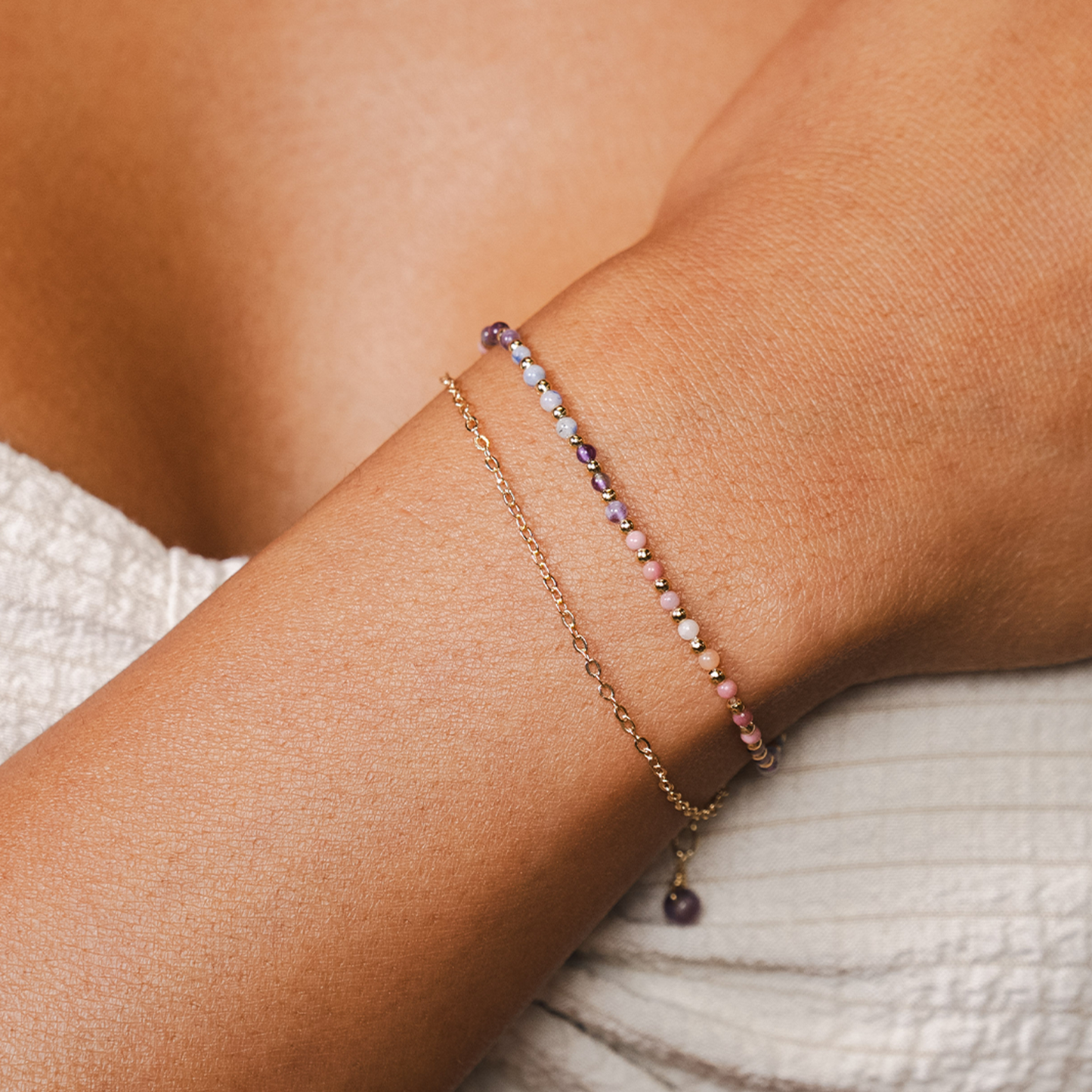 ENERGY HEALER 2 MM LAYERED BRACELET (GOLD)