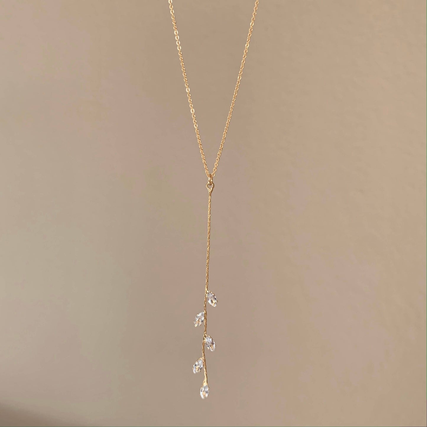 GRACIE LARIAT NECKLACE | GOLD