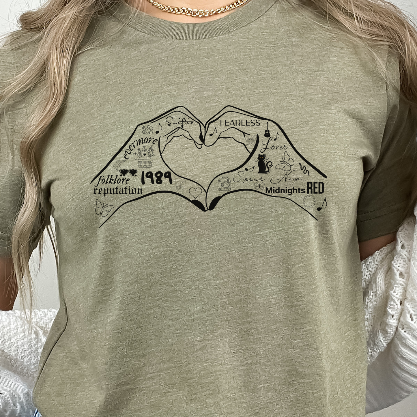 TAYLOR SWIFT HEART TEE