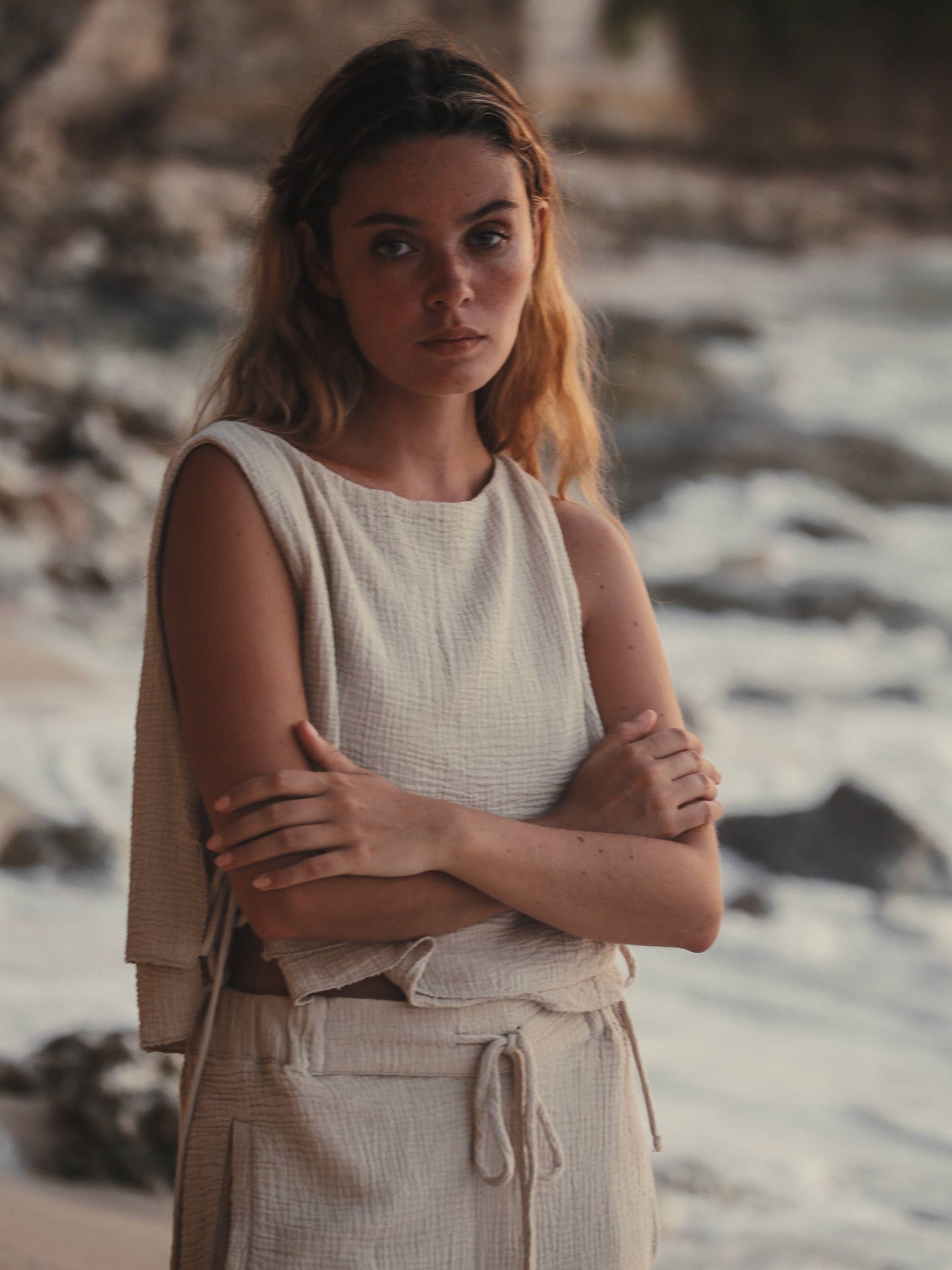 MIA SIDE TIES TOP