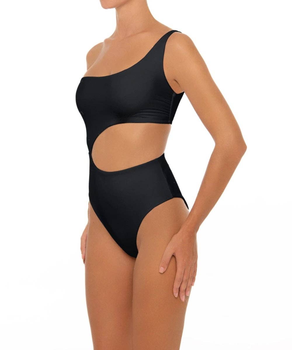 THE ONE SHOULDER SWIMSUIT