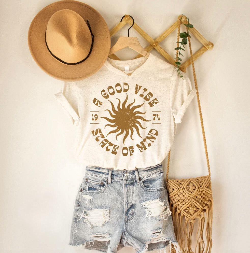 GOOD VIBES TEE