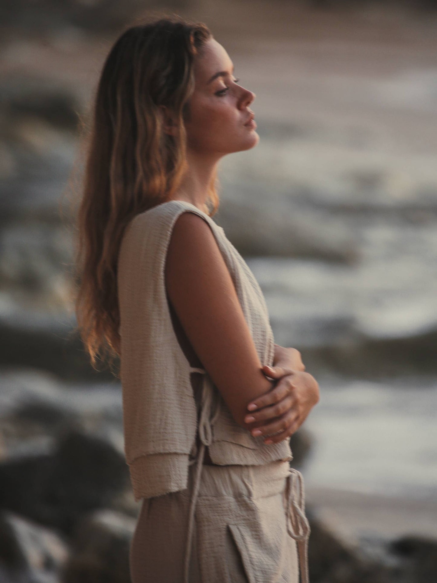 MIA SIDE TIES TOP