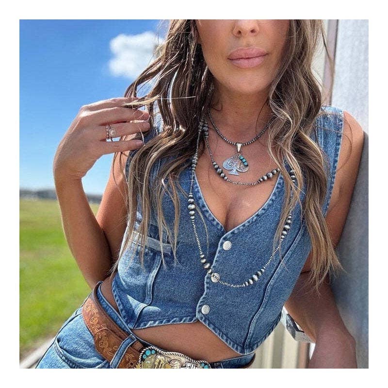 SLEEVELESS V-NECK DENIM VEST