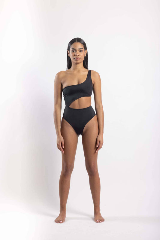 THE ONE SHOULDER SWIMSUIT
